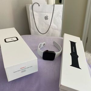 Apple Watch series 4 40mm space black